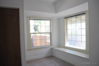 5259-5211 11th Ave NE in Seattle, WA - Building Photo - Building Photo