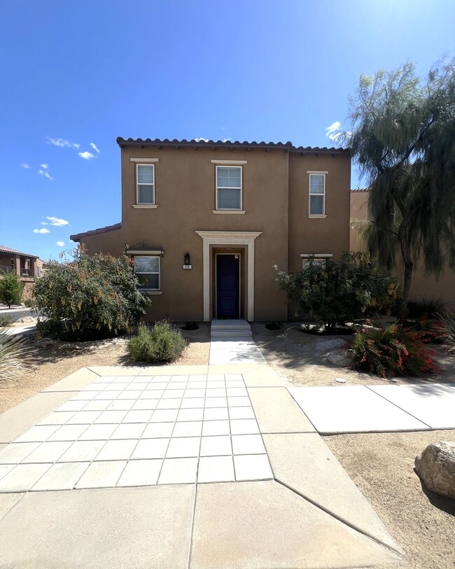 property at 575 Via De La Paz