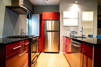 617 S 3rd St in Philadelphia, PA - Building Photo - Building Photo