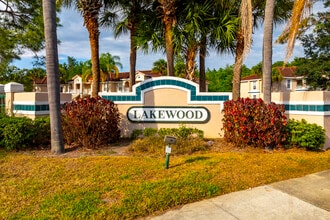 Lakewood in Orlando, FL - Foto de edificio - Building Photo