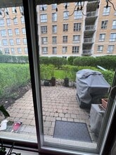 8580 Raymond-Pelletier Rue in Montréal, QC - Building Photo - Building Photo