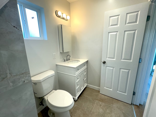 3560 Sydney Pl in San Diego, CA - Building Photo - Building Photo