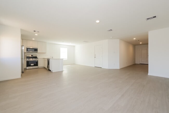 18053 Trepito Ave in New Caney, TX - Building Photo - Building Photo