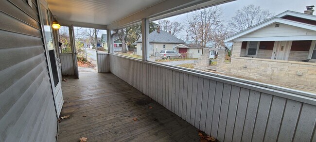 208 E Grimes Ln in Bloomington, IN - Building Photo - Building Photo