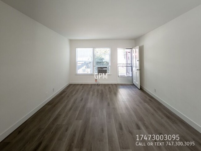 1614 N Hollywood Way in Burbank, CA - Building Photo - Building Photo