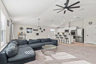 2243 Burton Island Wy in Jacksonville, FL - Building Photo - Building Photo
