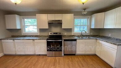 539 W Weatherspoon St in Sanford, NC - Building Photo - Building Photo