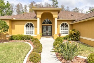 1533 Haverhill Dr in New Port Richey, FL - Building Photo - Building Photo