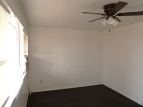 2341 NW Bell Ave in Lawton, OK - Building Photo - Building Photo
