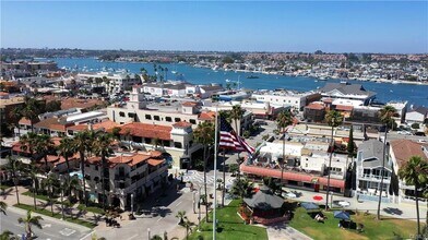 310 Fernando St in Newport Beach, CA - Building Photo - Building Photo