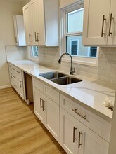 644 N Genesee Ave, Unit 644 in Los Angeles, CA - Building Photo - Building Photo