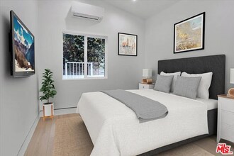 5561 1/2 El Canon Ave in Los Angeles, CA - Building Photo - Building Photo