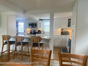 305 3rd Ave in Avon By The Sea, NJ - Building Photo - Building Photo
