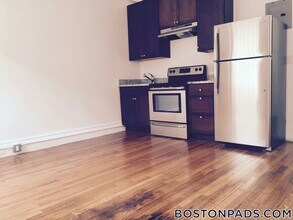 270 Huntington Ave in Boston, MA - Foto de edificio - Building Photo