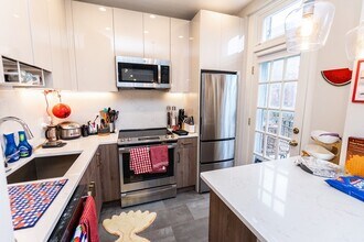 209 W Newton St in Boston, MA - Building Photo - Building Photo