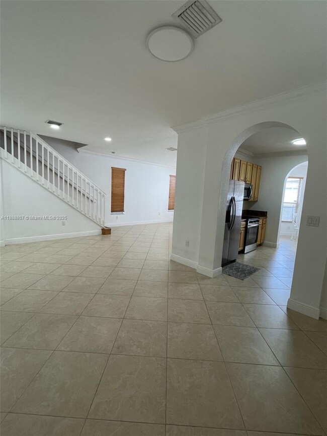 3725 NE 10th St in Homestead, FL - Building Photo - Building Photo