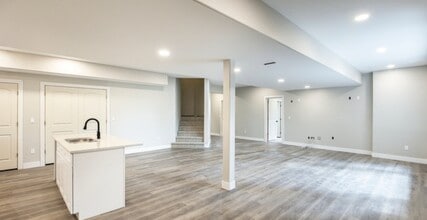 11202 S Sharons Ln in Sandy, UT - Building Photo - Building Photo