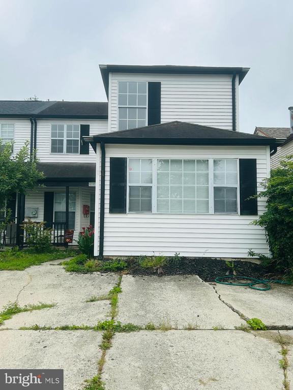 410 Aldeberan Dr in Washington Township, NJ - Foto de edificio - Building Photo