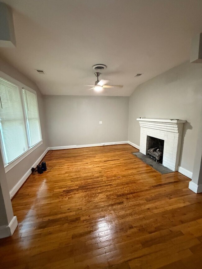 1318 Oak St in Columbia, SC - Building Photo - Building Photo