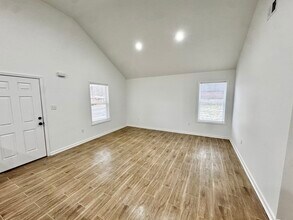 581 Gilleas Rd in Memphis, TN - Building Photo - Building Photo