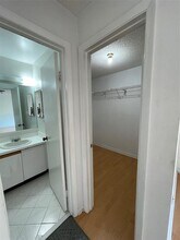 8237 NW 8th Ct in Plantation, FL - Foto de edificio - Building Photo