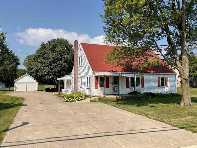 property at 1660 Green Rd