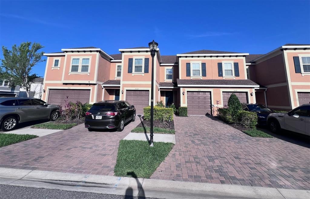 18604 Noble Caspian Dr in Lutz, FL - Building Photo