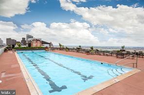 226 W Rittenhouse Square in Philadelphia, PA - Building Photo - Building Photo