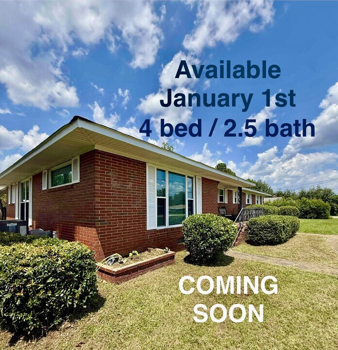 614 Camellia St NE in Aiken, SC - Foto de edificio