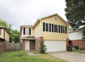 6923 Cheshire Park Rd in Houston, TX - Building Photo