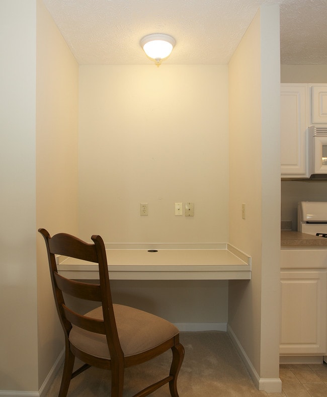 The Cove at Avon Lake in Avon Lake, OH - Foto de edificio - Interior Photo