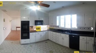 20 Mossdale Rd, Unit T in Boston, MA - Building Photo