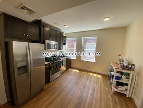 830 Huntington Ave, Unit 1 in Boston, MA - Building Photo - Building Photo