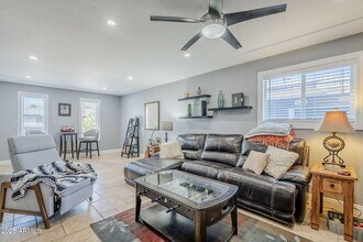 4927 E Coronado Rd in Phoenix, AZ - Building Photo - Building Photo