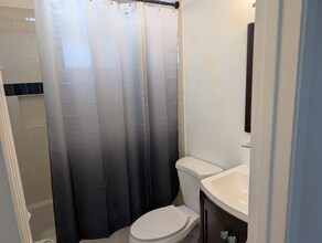 730 Holly Ave, Unit 2401 in Imperial Beach, CA - Foto de edificio - Building Photo