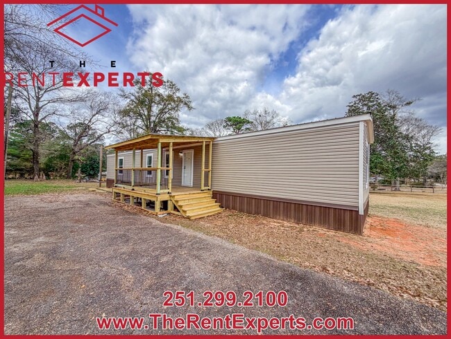 4883 Christopher Rd in Wilmer, AL - Building Photo - Building Photo