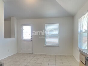1898 Barton Springs Dr in Little Elm, TX - Building Photo - Building Photo