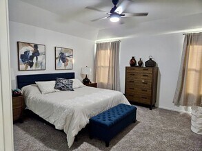 304 Sonterra Dr in San Marcos, TX - Building Photo - Building Photo
