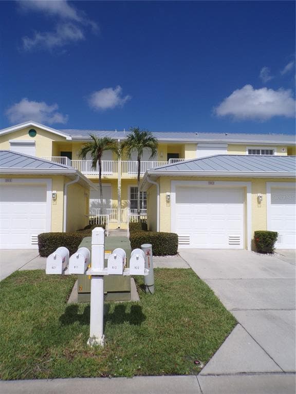property at 2000 Bal Harbor Blvd