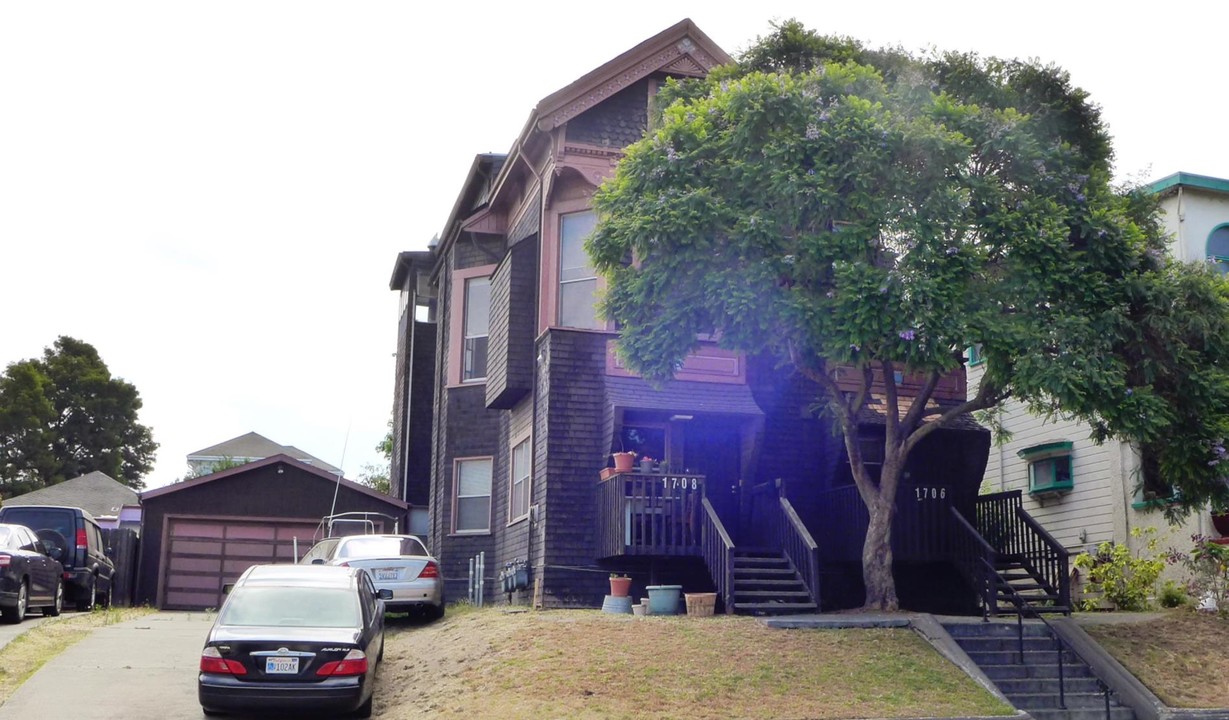 1708 Linden St in Oakland, CA - Foto de edificio