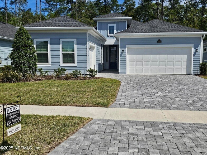 738 Stillwater Blvd in Saint Johns, FL - Building Photo