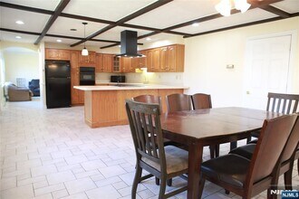 2A Harvey Ave in Rochelle Park, NJ - Building Photo - Building Photo