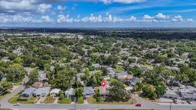 4701 Haines Rd N in St. Petersburg, FL - Building Photo - Building Photo