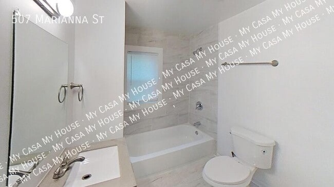 property at 507 Marianna St