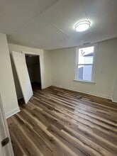 1813 West Dr in Louisville, KY - Building Photo - Building Photo