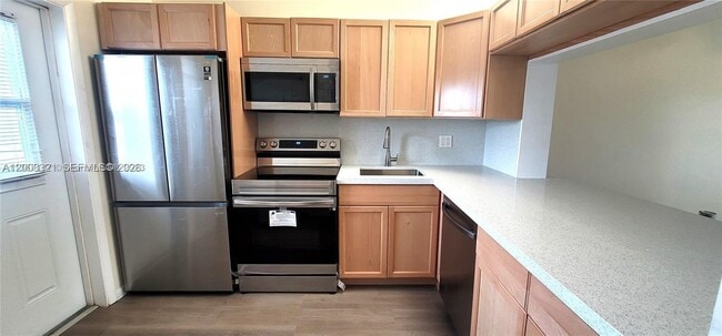 property at 2200 Park Ln