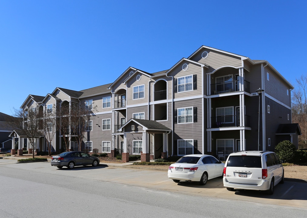 Peachtree Landing in Fairburn, GA - Foto de edificio