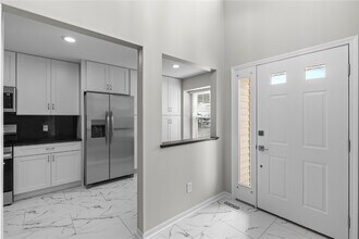 178 Cascade Cir Dr in Ballwin, MO - Building Photo - Building Photo