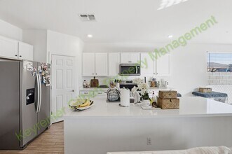 1917 E Lariat Ave in Queen Creek, AZ - Building Photo - Building Photo