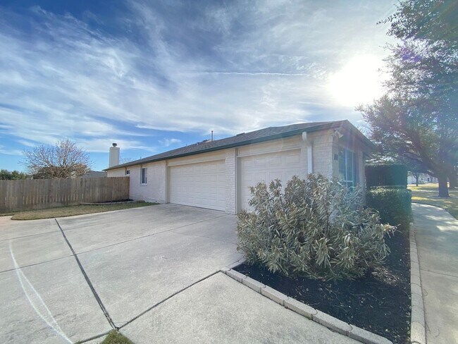 3605 Winding Way in Round Rock, TX - Building Photo - Building Photo